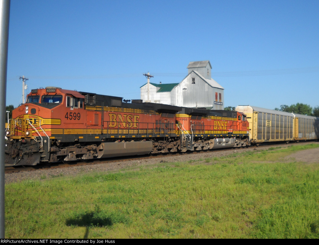 BNSF 4599 East